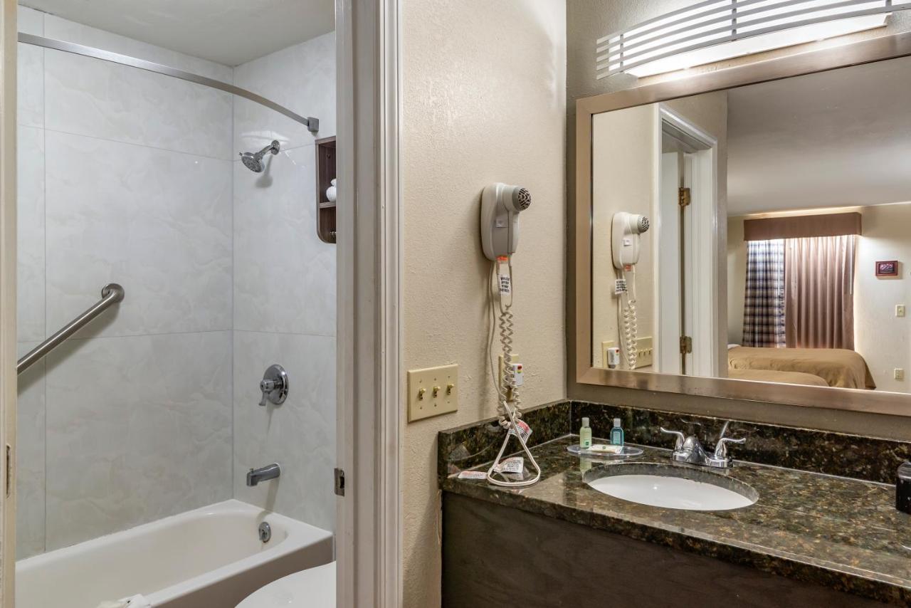 Quality Inn Conyers I-20 מראה חיצוני תמונה